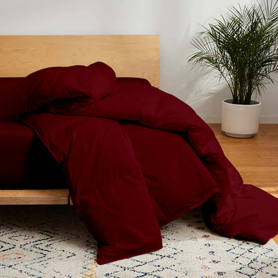 Down Alternative Quilt With Microfiber Fill & 300 TC Egyptian Cotton Exterior - Burgundy