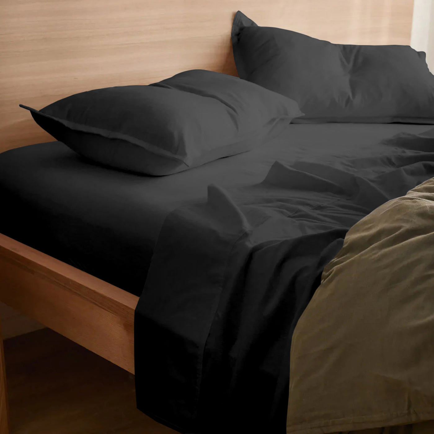 150 TC Pure Cotton 3 Pc Fitted Bed Sheet Set - Bedding Basics Collection - Dark Grey