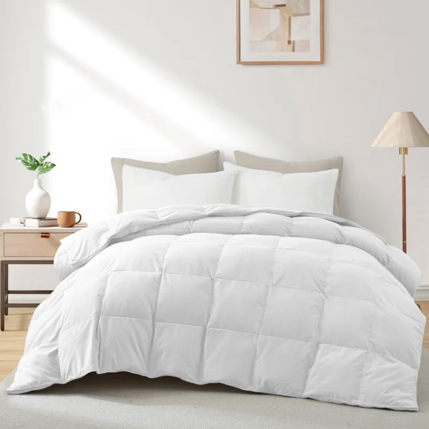 Down Alternative Quilt With Microfiber Fill & 300 TC Egyptian Cotton Exterior - White