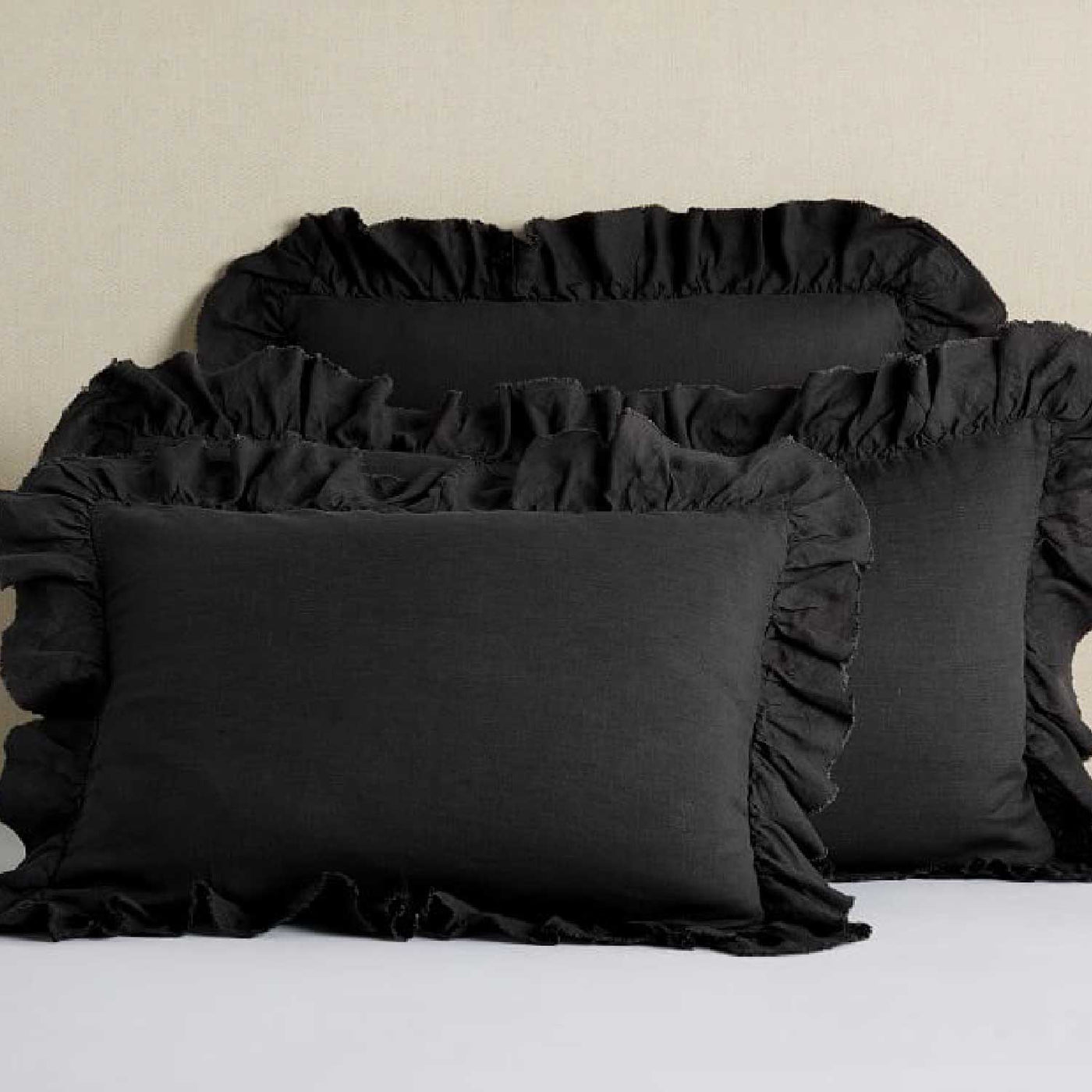 Set Of 2 - 300 TC Egyptian Cotton Ruffled Pillow Covers - Black